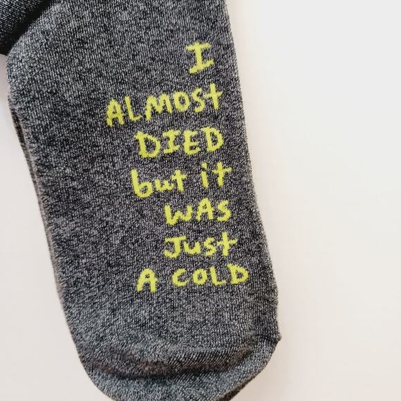 Sock Blue Q Crew Men Women I Almost Died Just Cold Skeleton Skull Bones NWT NEW - Picture 7 of 10